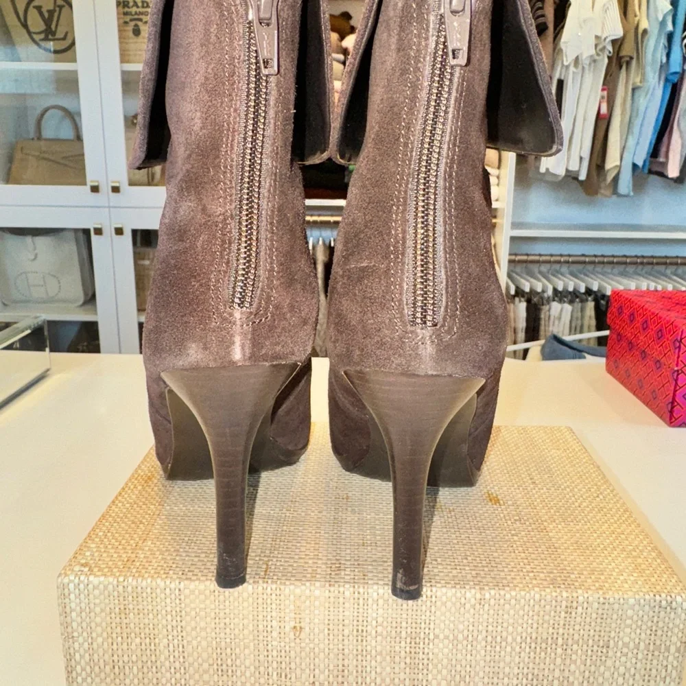 Lauren Ralph Lauren brown suede booties - Picture 7 of 12